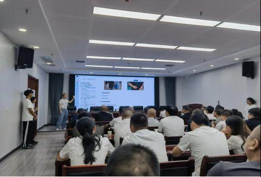 【秦洋长生酒业】秦洋长生酒业成功举办短视频直播实战培训活动