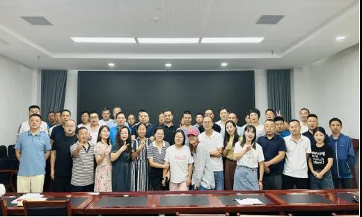 【秦洋长生酒业】秦洋长生酒业成功举办短视频直播实战培训活动